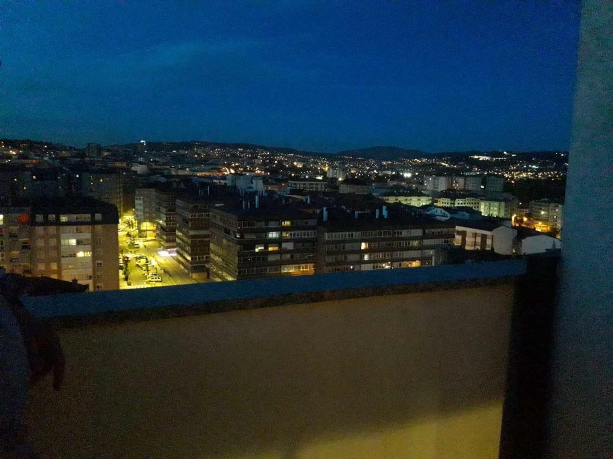 Ferienwohnung Duplex Amplio,Parking Wifi, 2 Terrazas, Bien Conectado Con Playas, Zona Segura Vigo Exterior foto